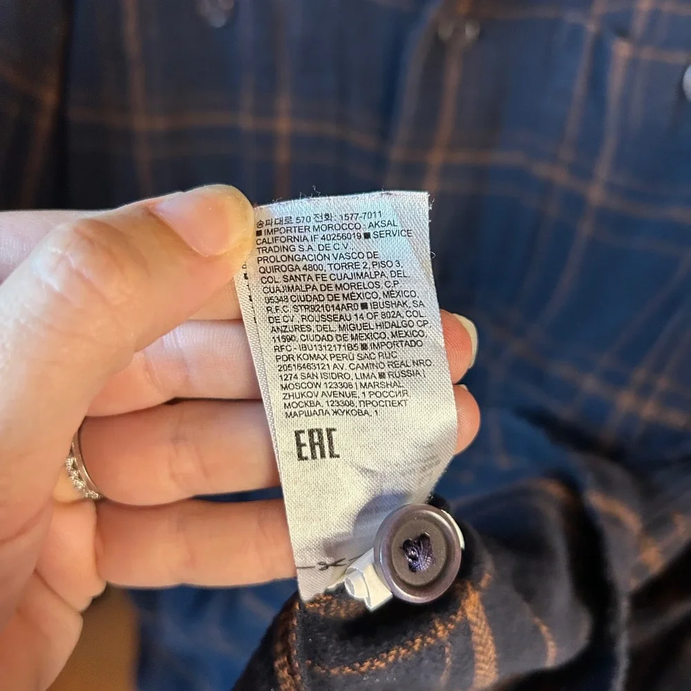 Banana Republic this banana